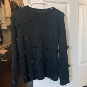 ANTHRO SWEATER WITH EMBROIDERED FLOWERS